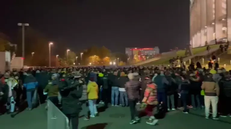 Se anunță spectacol pe Arena Națională! Haos la porți cu 30 de minute &icirc;nainte de startul meciului