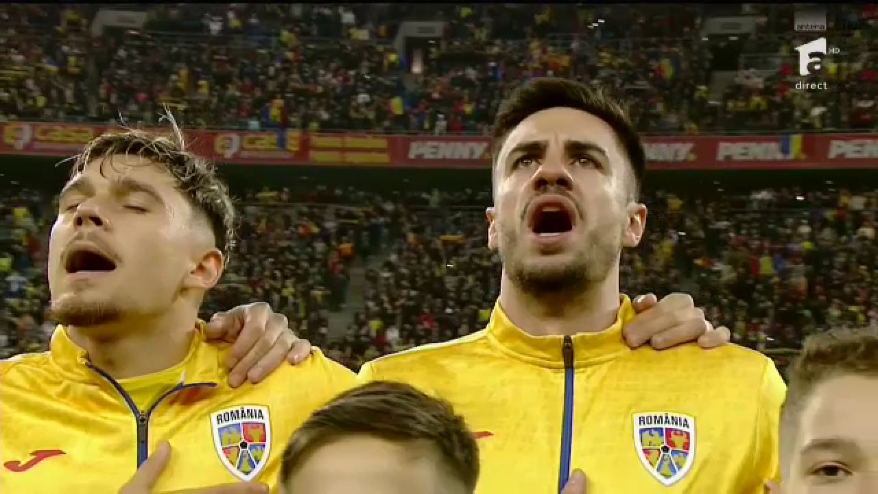 Acum ori niciodată! Imagini emoționante: cum au trăit tricolorii imnul României cântat de Andra pe Arena Națională _11