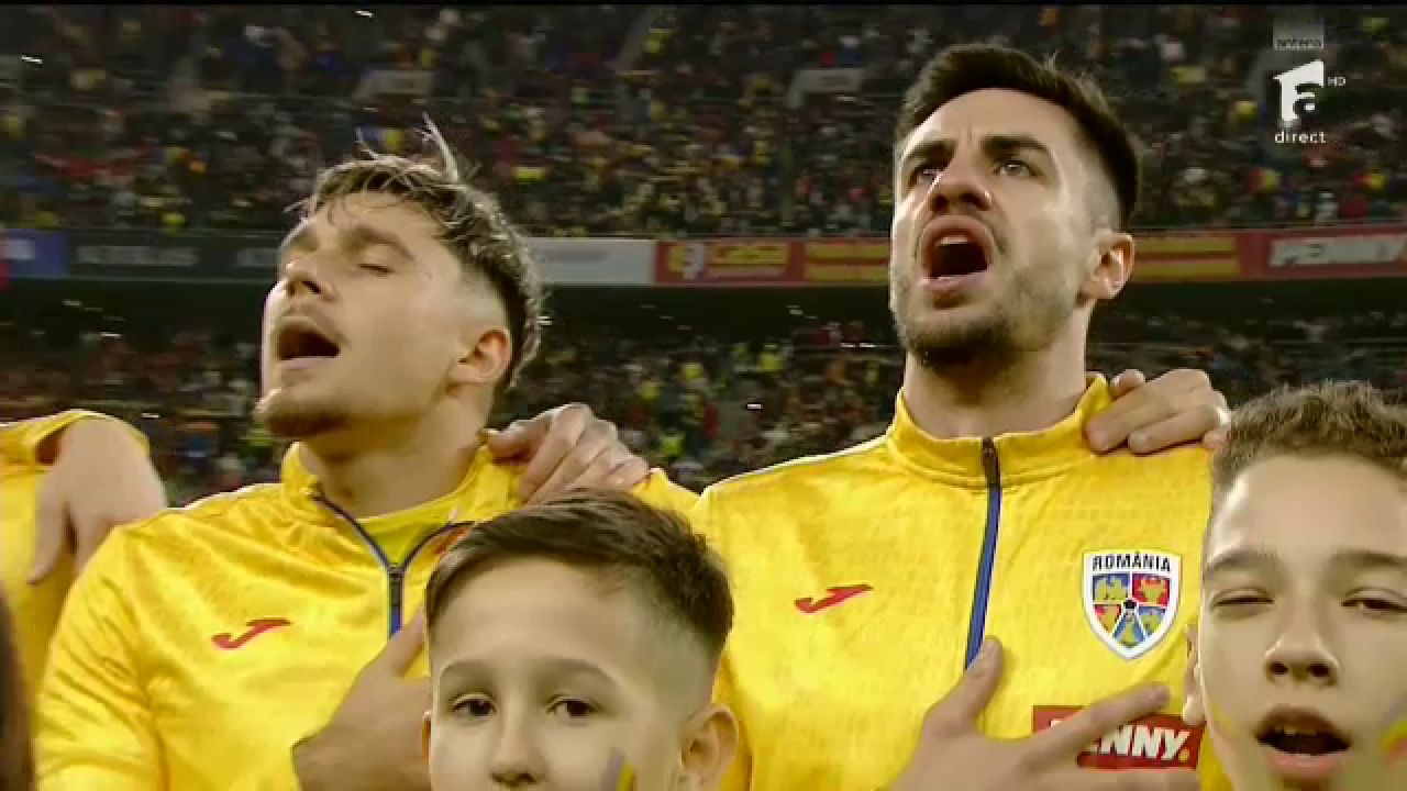 Acum ori niciodată! Imagini emoționante: cum au trăit tricolorii imnul României cântat de Andra pe Arena Națională _12