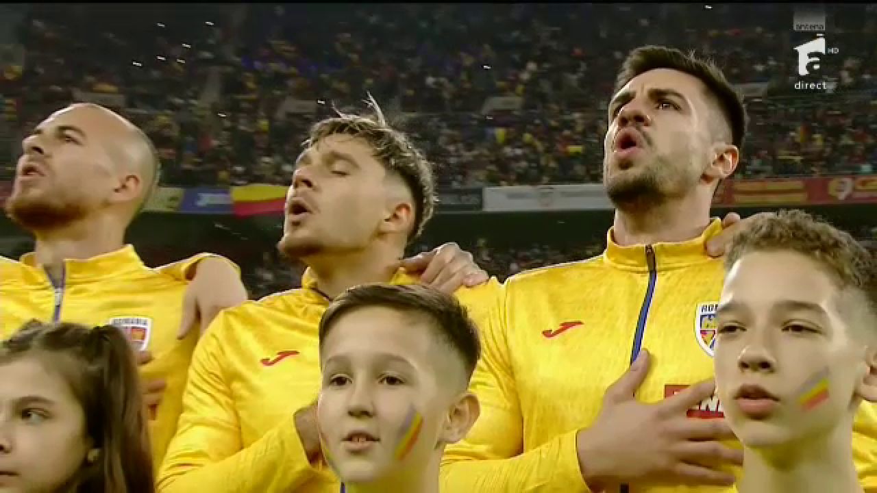 Acum ori niciodată! Imagini emoționante: cum au trăit tricolorii imnul României cântat de Andra pe Arena Națională _13