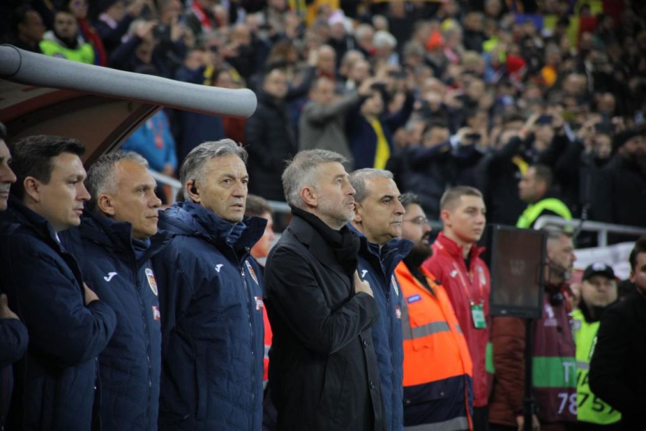 Acum ori niciodată! Imagini emoționante: cum au trăit tricolorii imnul României cântat de Andra pe Arena Națională _37