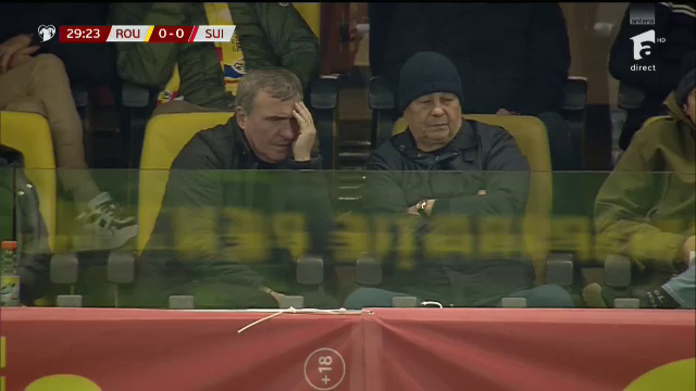 Întâlnirea titanilor! Gică Hagi și Mircea Lucescu, prezenți la România - Elveția_11
