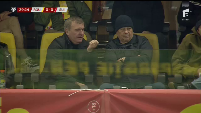 Întâlnirea titanilor! Gică Hagi și Mircea Lucescu, prezenți la România - Elveția_14