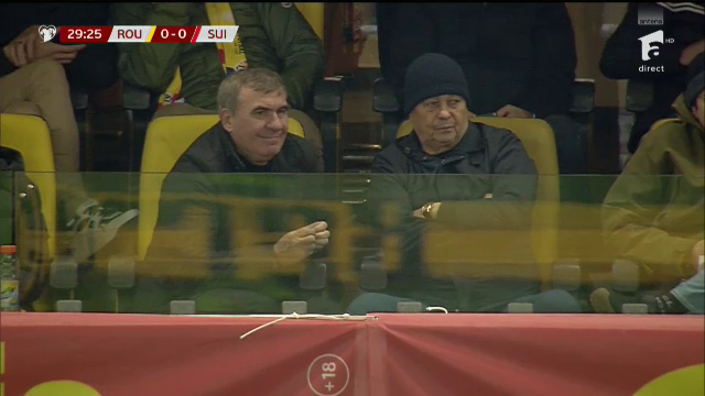 Întâlnirea titanilor! Gică Hagi și Mircea Lucescu, prezenți la România - Elveția_19