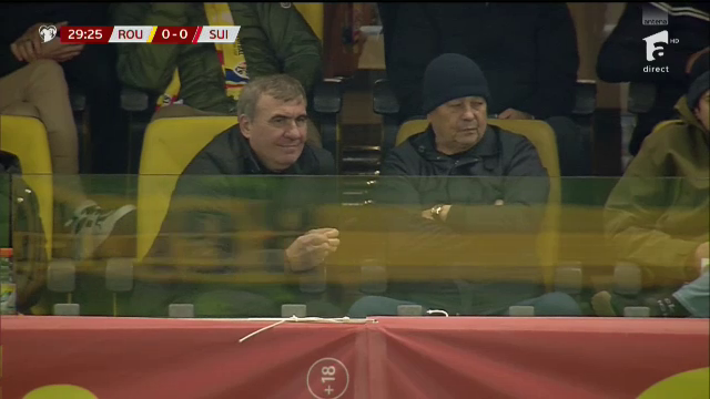 Întâlnirea titanilor! Gică Hagi și Mircea Lucescu, prezenți la România - Elveția_21