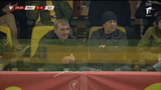 Întâlnirea titanilor! Gică Hagi și Mircea Lucescu, prezenți la România - Elveția_25