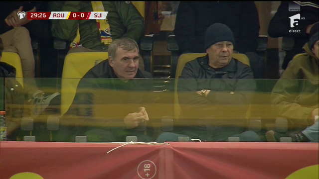 Întâlnirea titanilor! Gică Hagi și Mircea Lucescu, prezenți la România - Elveția_26