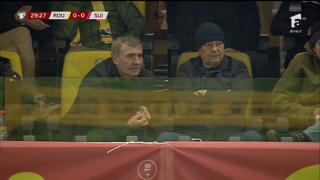 Întâlnirea titanilor! Gică Hagi și Mircea Lucescu, prezenți la România - Elveția_32