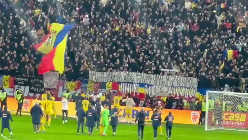Primul gest făcut de fotbaliști după România - Elveția 1-0_10