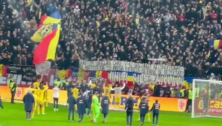 Primul gest făcut de fotbaliști după România - Elveția 1-0_11