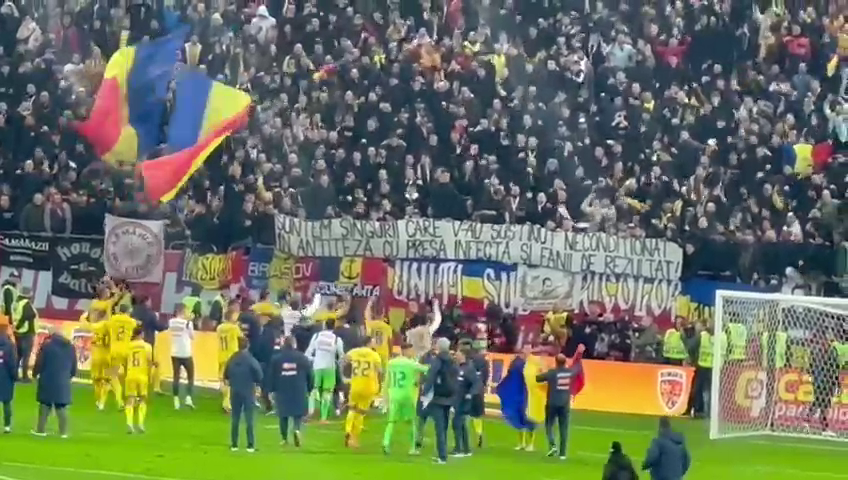 Primul gest făcut de fotbaliști după România - Elveția 1-0_19