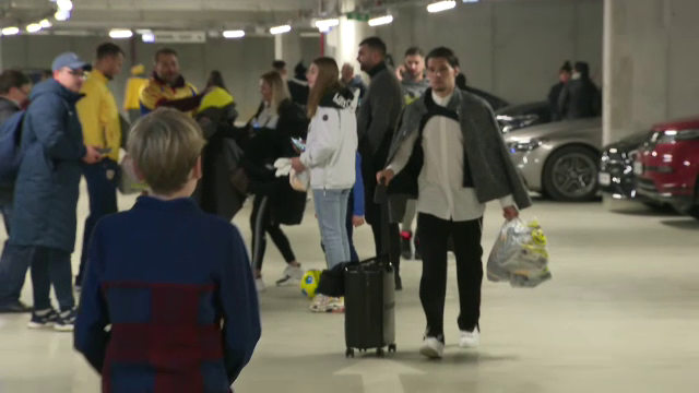 Calificare cu stil! Jucătorii au făcut show în ținutele lor + imagini de colecție cu logodnica lui Ianis Hagi și iubita lui Florinel Coman _4