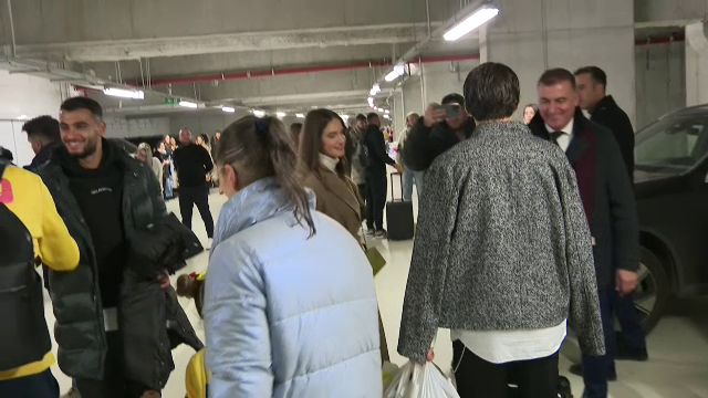 Calificare cu stil! Jucătorii au făcut show în ținutele lor + imagini de colecție cu logodnica lui Ianis Hagi și iubita lui Florinel Coman _7