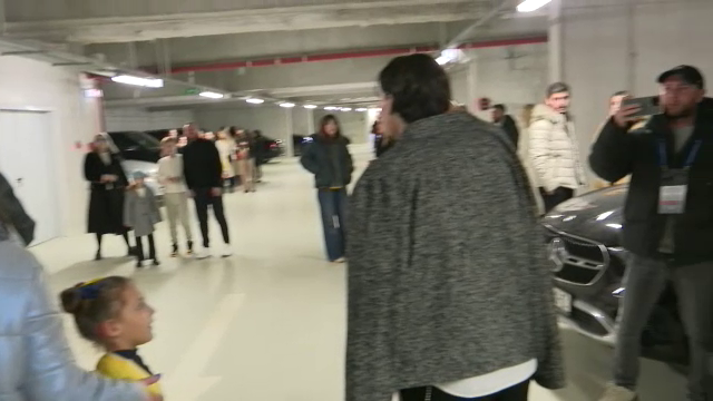 Calificare cu stil! Jucătorii au făcut show în ținutele lor + imagini de colecție cu logodnica lui Ianis Hagi și iubita lui Florinel Coman _9