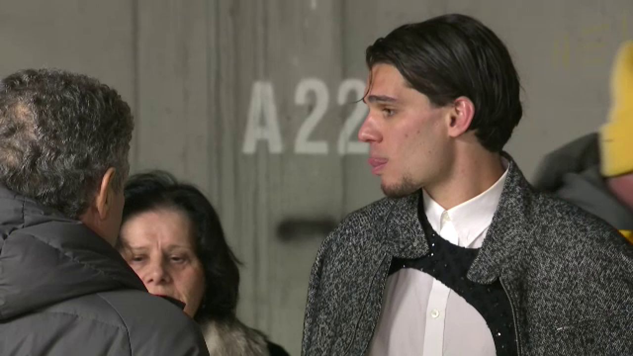 Calificare cu stil! Jucătorii au făcut show în ținutele lor + imagini de colecție cu logodnica lui Ianis Hagi și iubita lui Florinel Coman _22