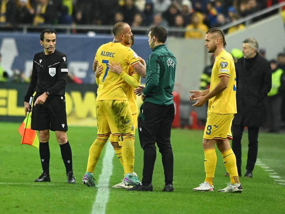 Cele mai tari poze cu Denis Alibec pe Arena Națională! „Muntele” din atacul României și-a călcat rivalii în picioare la propriu_14
