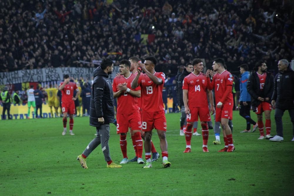 Gest frumos al fotbaliștilor Elveției, la finalul meciului cu România_4
