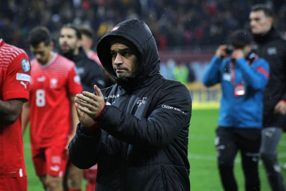 Gest frumos al fotbaliștilor Elveției, la finalul meciului cu România_23