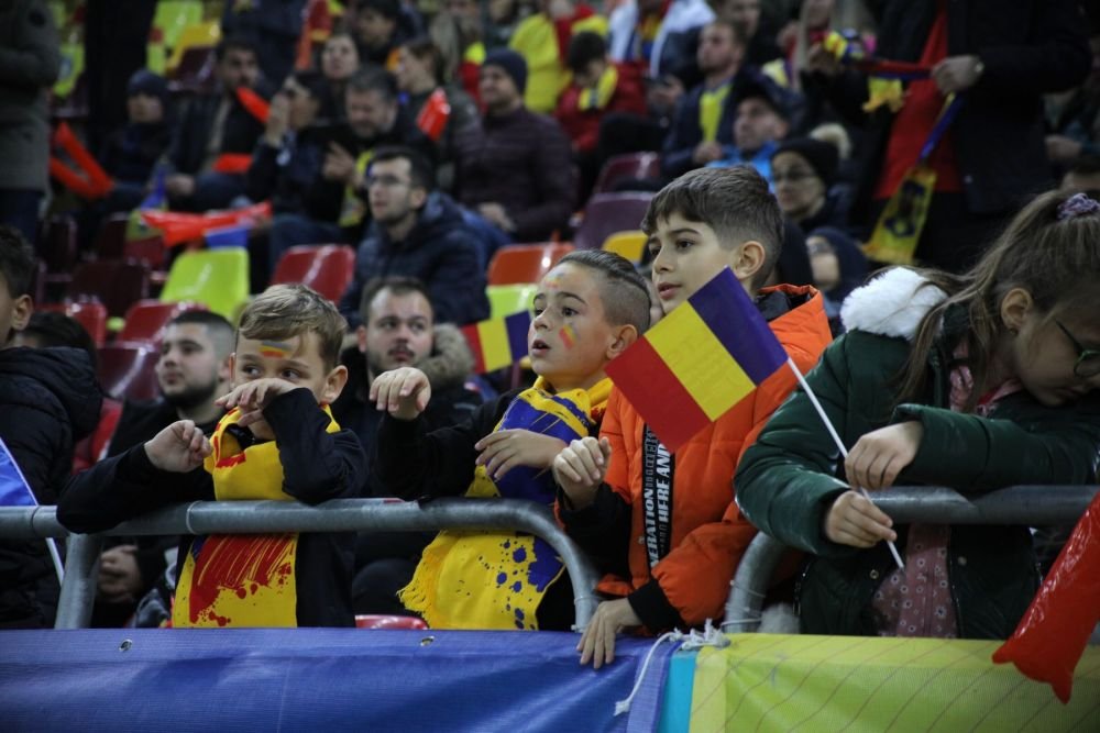 Bannerul haios de la România - Elveția, care i-a făcut pe mulți spectatori să zâmbească_8
