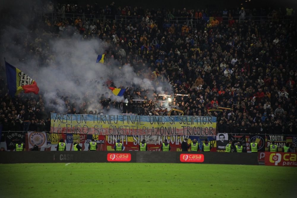 Bannerul haios de la România - Elveția, care i-a făcut pe mulți spectatori să zâmbească_35