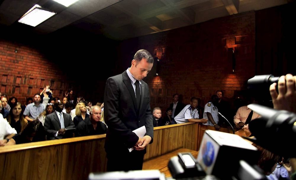 Oscar Pistorius poate ieși din &icirc;nchisoare la 7 ani de la crima care a șocat! Mama victimei nu se mai opune, dar fostul atlet e amenințat cu moartea&nbsp;