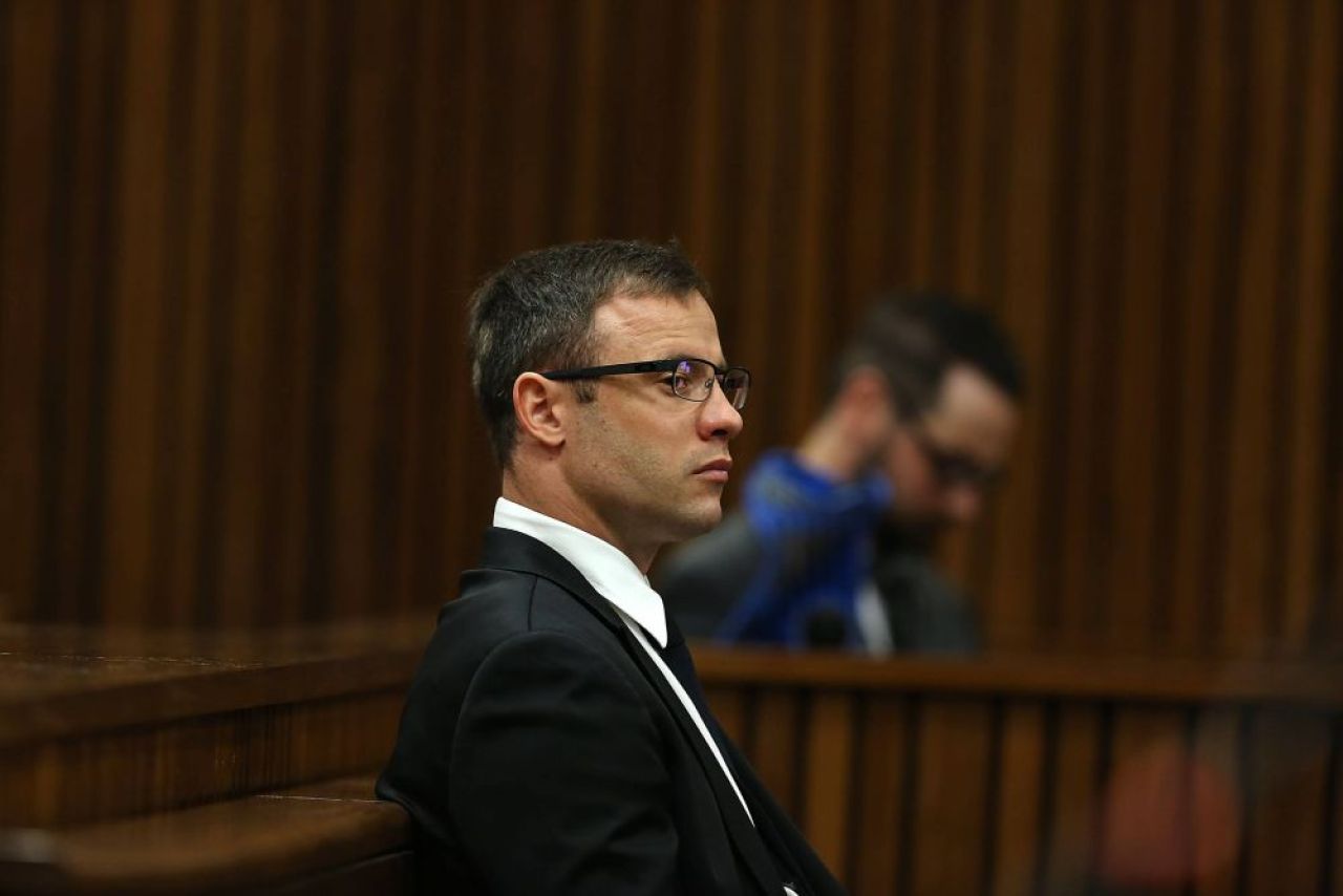 Oscar Pistorius poate ieși din închisoare la 7 ani de la crima care a șocat! Mama victimei nu se mai opune, dar fostul atlet e amenințat cu moartea _4
