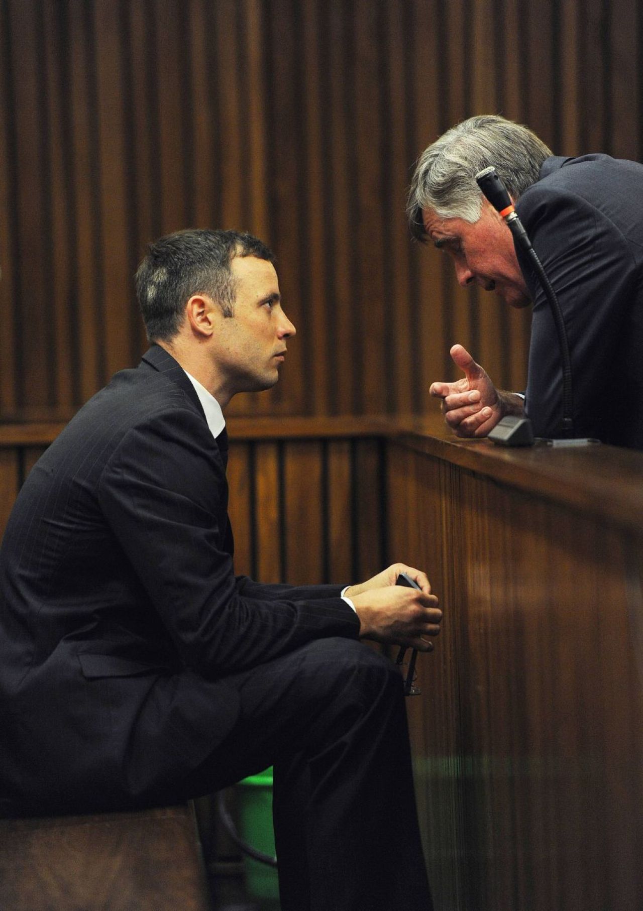 Oscar Pistorius poate ieși din închisoare la 7 ani de la crima care a șocat! Mama victimei nu se mai opune, dar fostul atlet e amenințat cu moartea _5