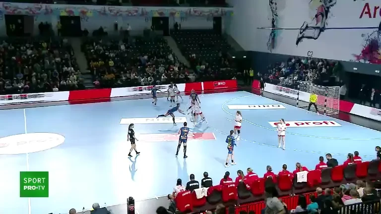 Trofeul Carpați: Rom&acirc;nia - Elveția: primele cinci minute din prima repriză