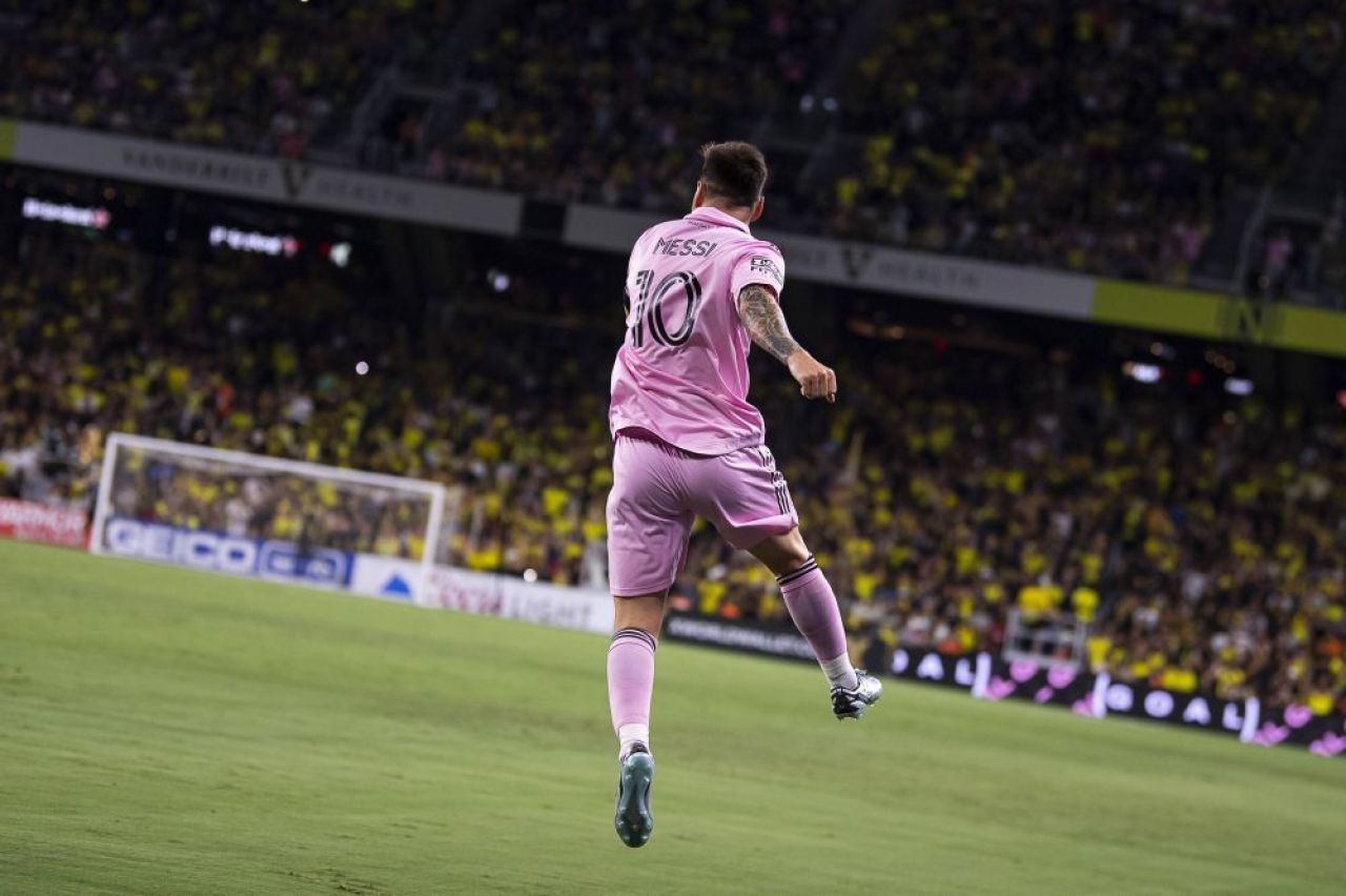 A avut și România un Messi: ”Ceva incredibil! Dacă nu dădea 3-4 goluri pe meci, pleca supărat acasă”_29