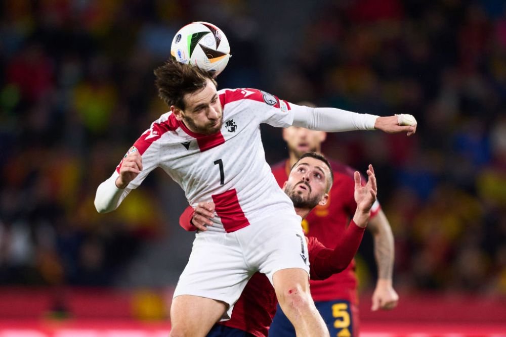 Vedeta lui Napoli, vânată de granzii Europei. 