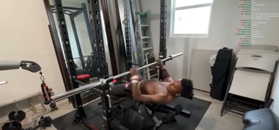Celebrul YouTuber iShowSpeed și-a arătat casa de 10 milioane de dolari cumpărată la doar 18 ani! Cum arată vila fanului lui Cristiano Ronaldo_9