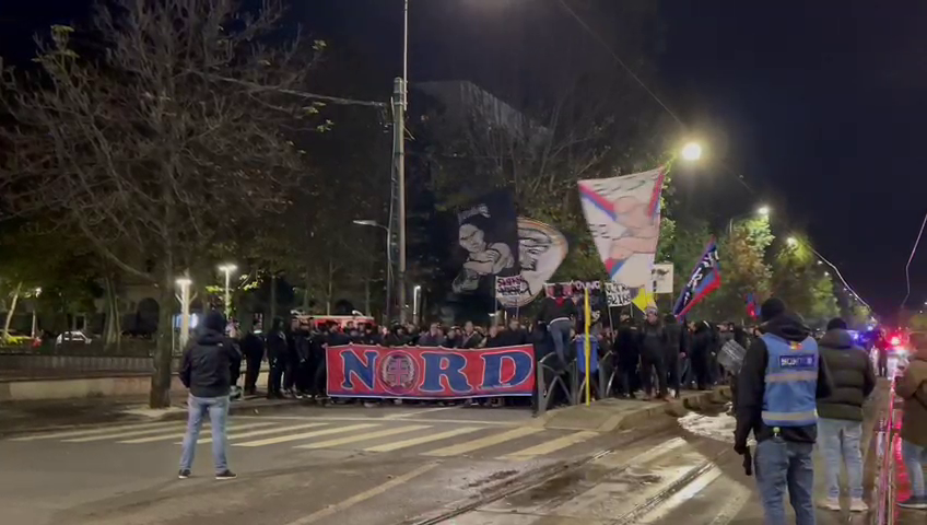 Suporterii FCSB s-au întâlnit la 3 grade Celsius și au defilat spre Arena Națională! Atmosferă incendiară pe străzile din București_9