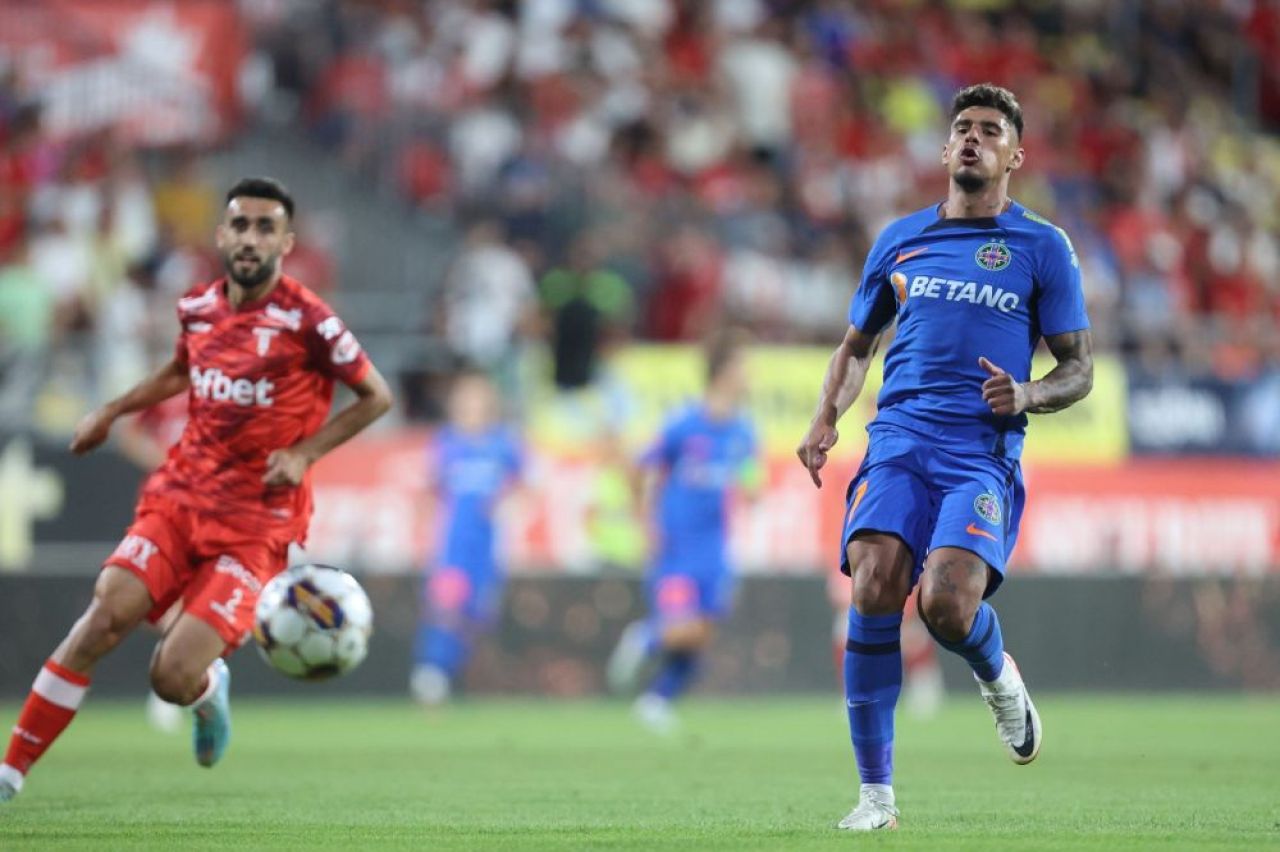 Dinamo e o săgeată boantă, FCSB trăiește din execuția lui Coman. Caramavrov își spune părerea despre meciul Dinamo - FCSB_7