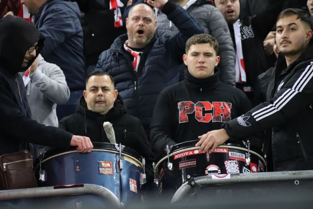 Ce se întâmplă cu PCH, galeria lui Dinamo? Încă o facțiune s-a mutat la tribuna a doua_7