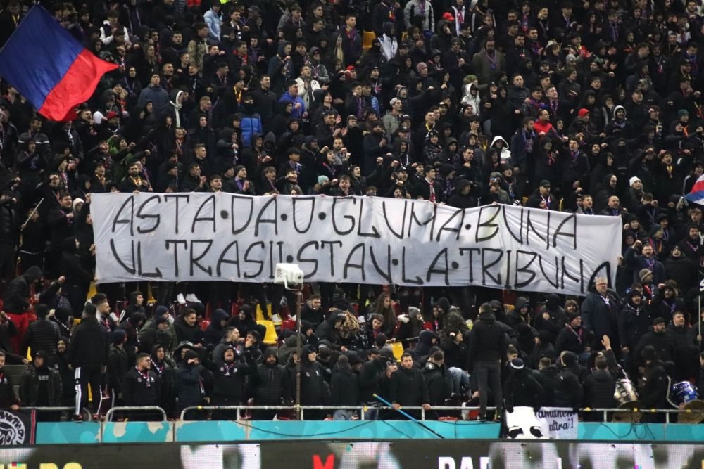 Ce se întâmplă cu PCH, galeria lui Dinamo? Încă o facțiune s-a mutat la tribuna a doua_38
