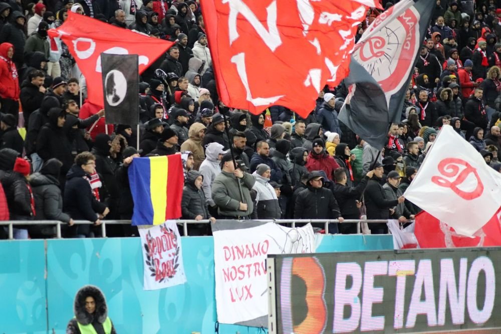 Ce se întâmplă cu PCH, galeria lui Dinamo? Încă o facțiune s-a mutat la tribuna a doua_39