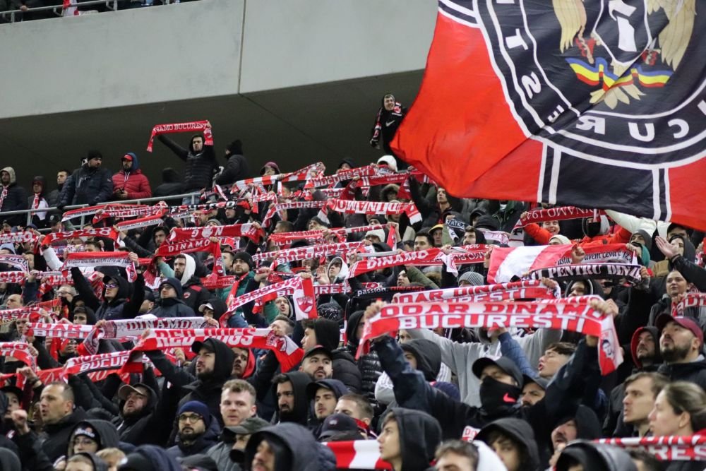Ce se întâmplă cu PCH, galeria lui Dinamo? Încă o facțiune s-a mutat la tribuna a doua_40