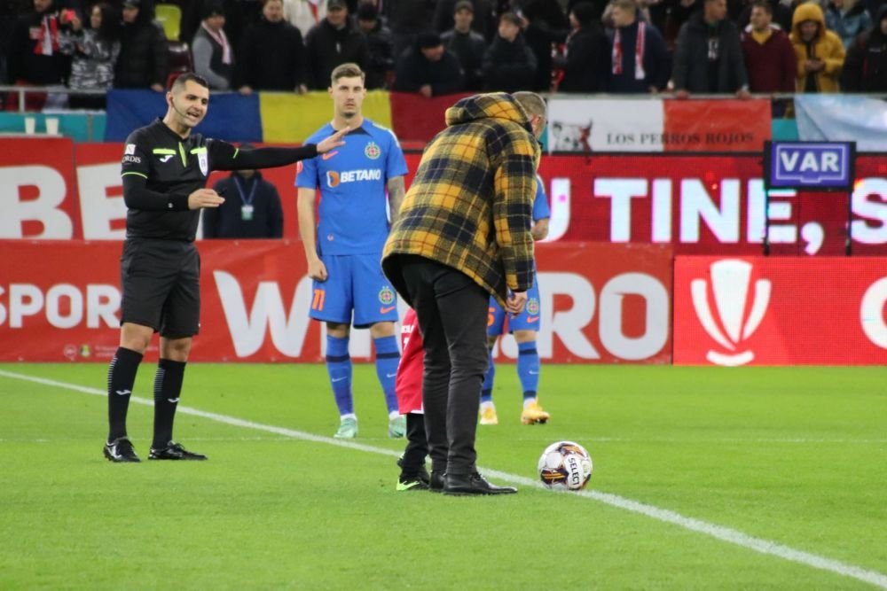 Cine e copilul de doi ani care a înscris în poarta lui Târnovanu, la meciul cu Dinamo_11