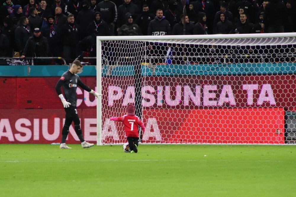 Cine e copilul de doi ani care a înscris în poarta lui Târnovanu, la meciul cu Dinamo_23