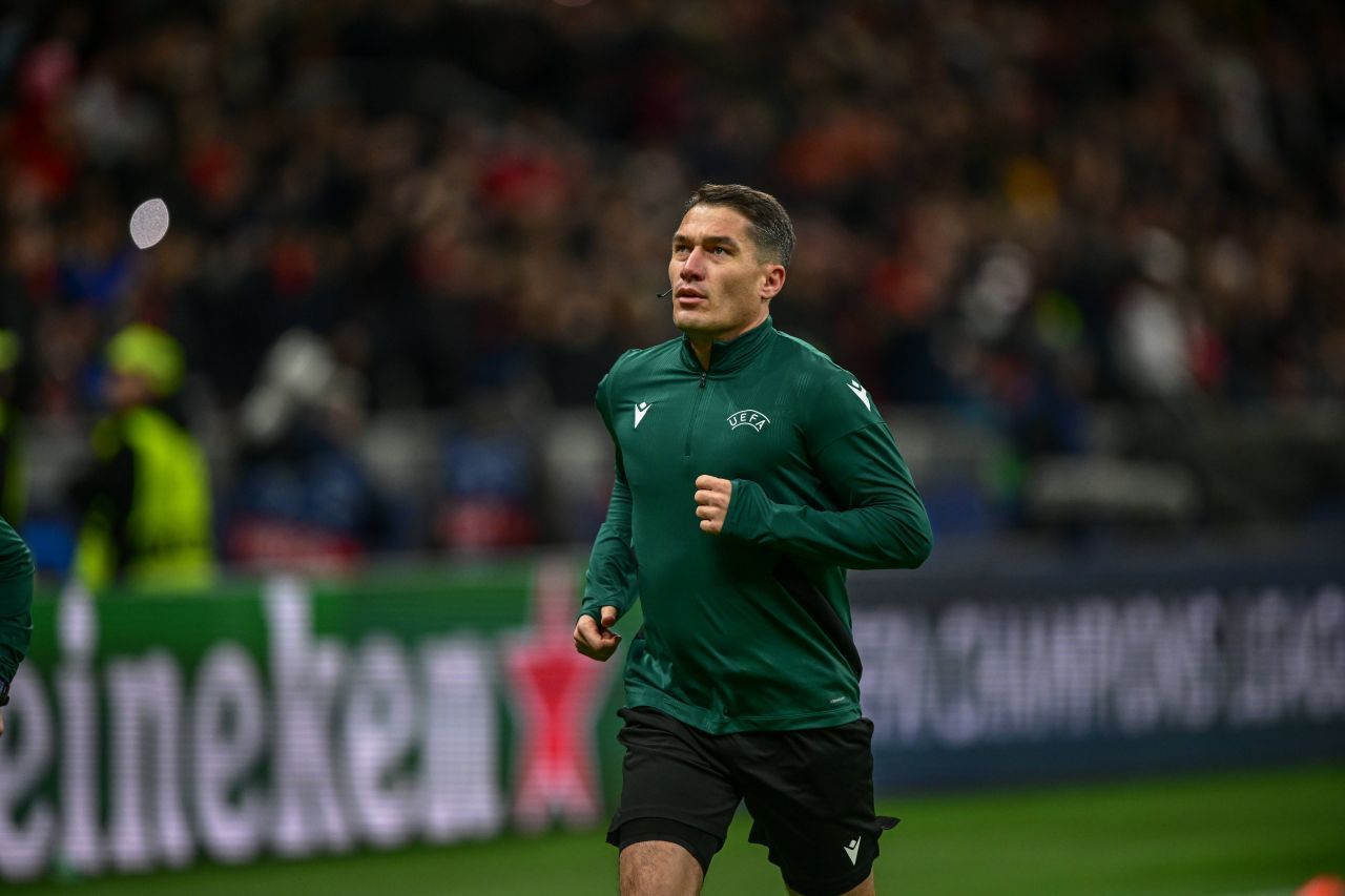 Nemții au luat foc după penalty-ul acordat de Istvan Kovacs lui AC Milan: