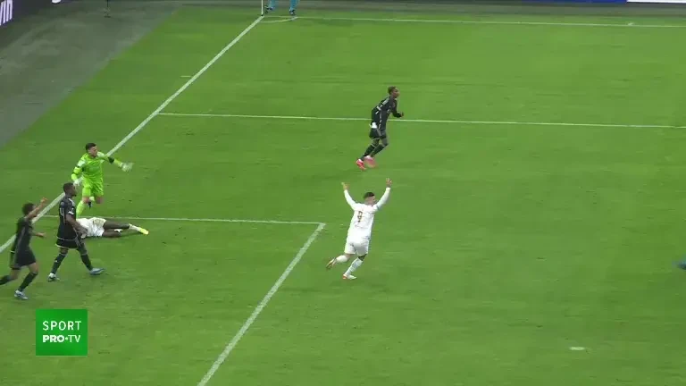 Marseille - Ajax 4-3 | Aubameyang aduce victoria cu un gol înscris din penalty