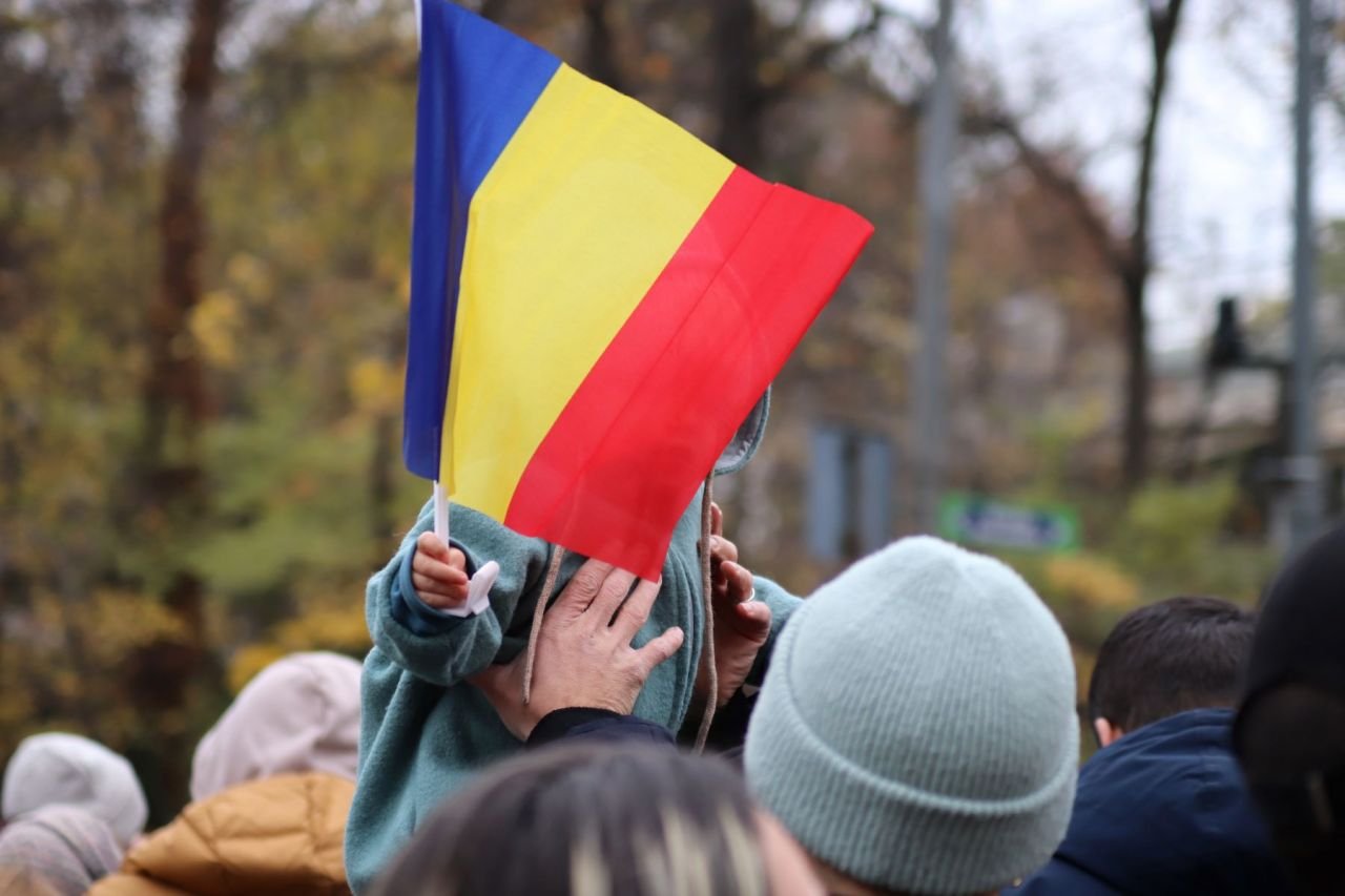 La defilarea de Ziua Națională, mai mulți spectatori ca pe Arena Națională!_14