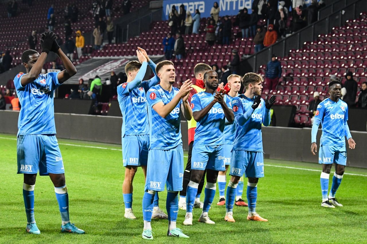 UTA Arad - FC Hermannstadt  2-0 | Rednic îi aduce prima înfrângere lui Măldărășanu după patru luni_2