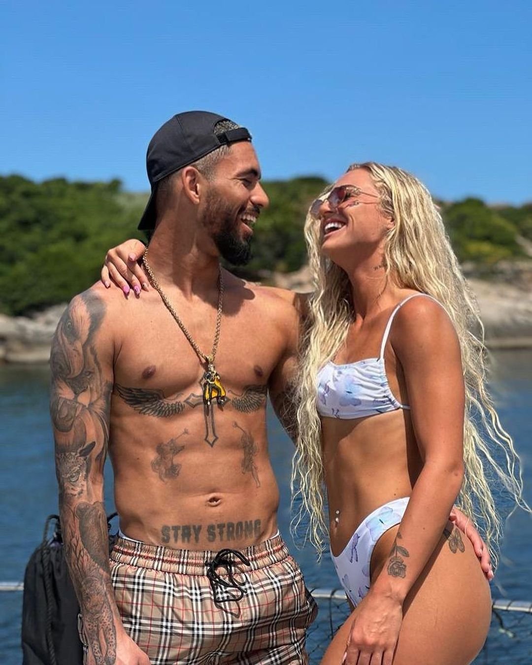 „Atât de curajoasă, puternică și sexy!” Cea mai sexy fotbalistă din lume a părăsit terenul cu nasul însângerat după ultimul meci și fanii au reacționat_28