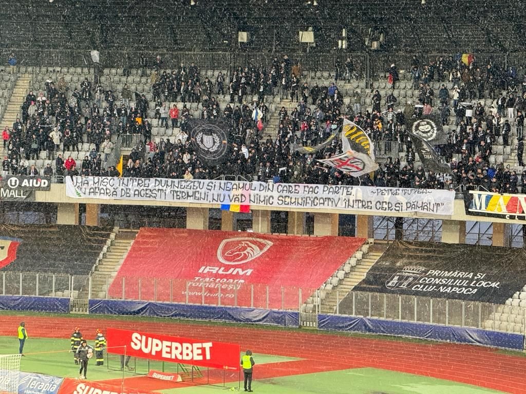 U Cluj - FCU Craiova 2-1. Daniel Popa a înscris golul victoriei pentru echipa lui Sabău. U Cluj urcă pe loc de play-off. Cum arată clasamentul Superligii_3