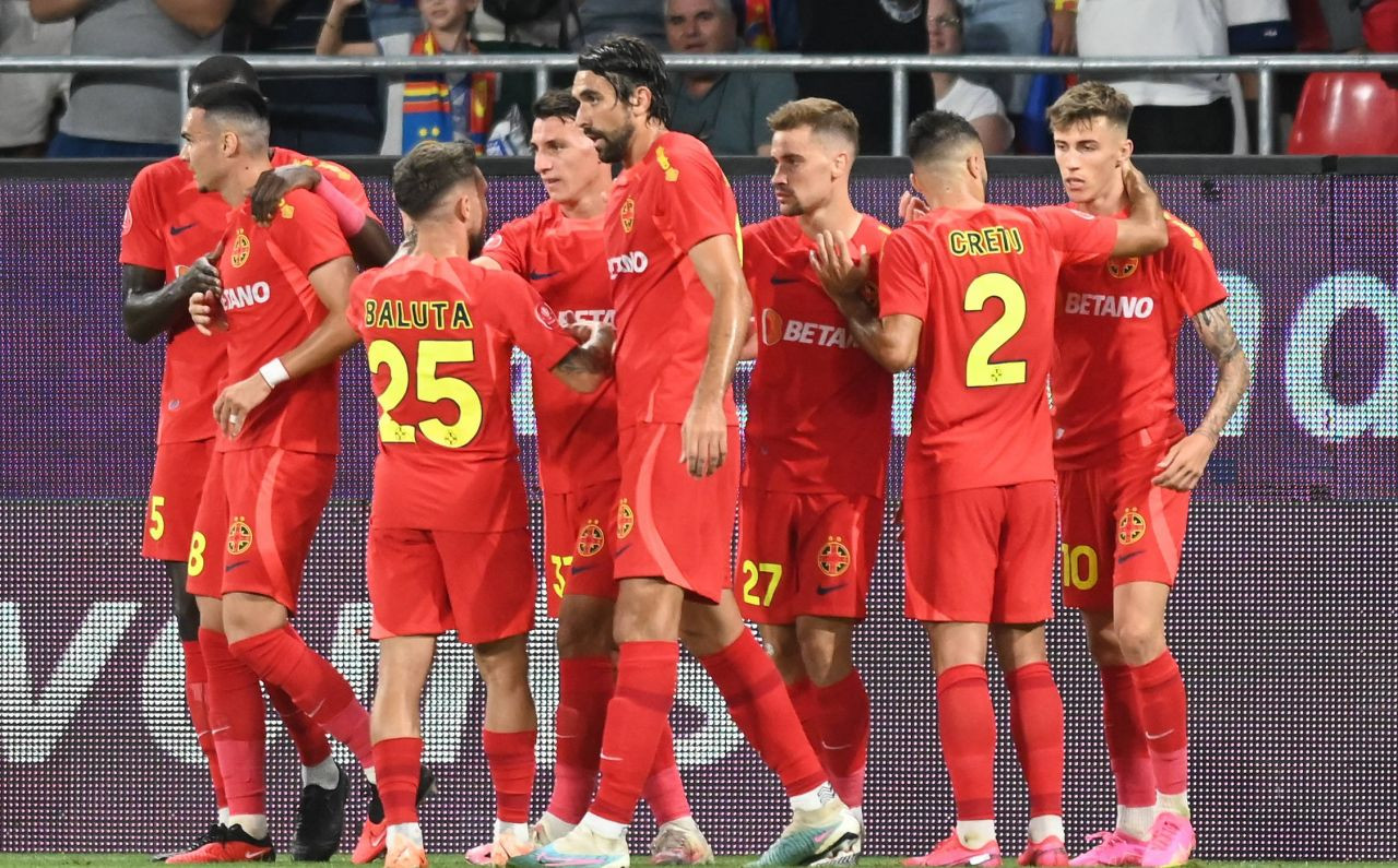 FCSB face două schimbări &icirc;n echipă pentru meciul cu Oțelul! Cine &icirc;l &icirc;nlocuiește pe Băluță