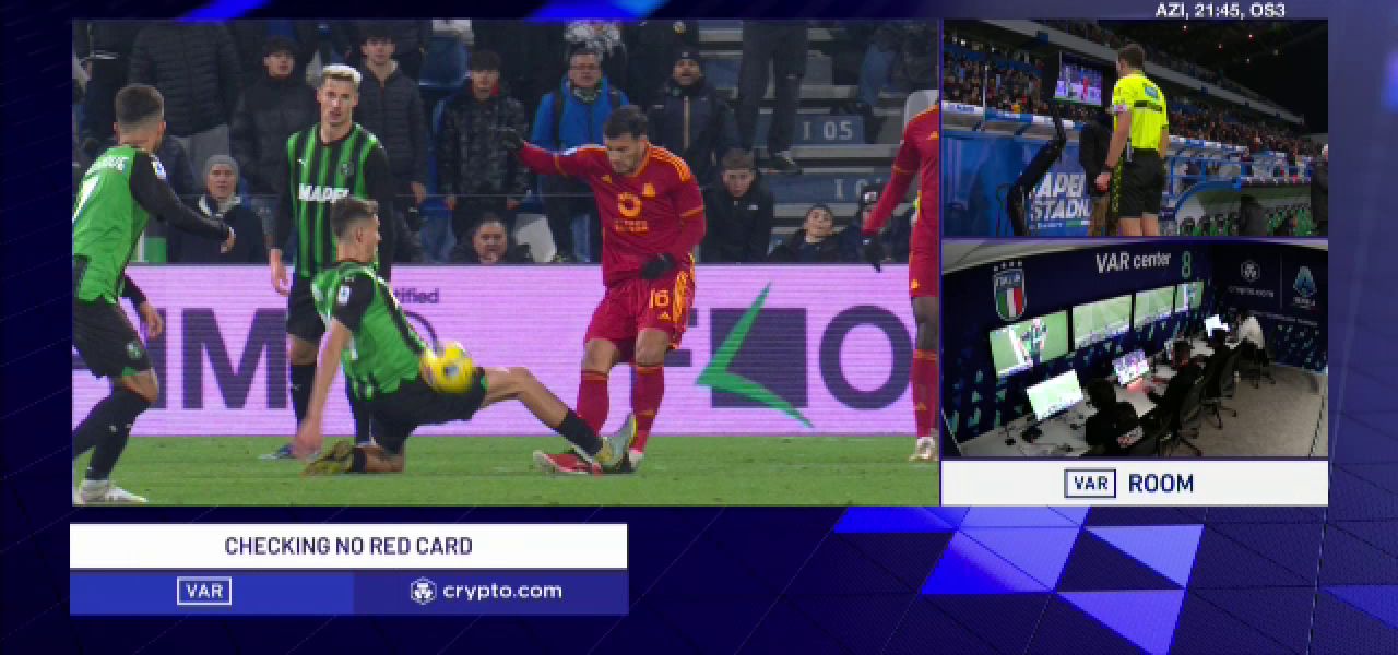 Daniel Boloca a văzut cartonașul roșu! Mijlocașul, eliminat după un fault dur în meciul cu AS Roma_1