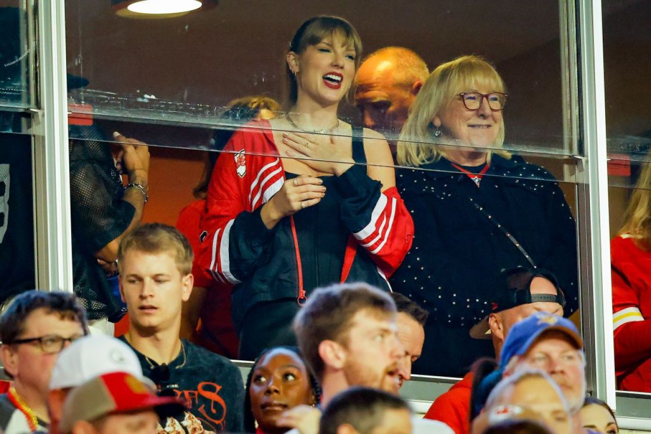Acuzații pentru Taylor Swift și iubitul său fotbalist: