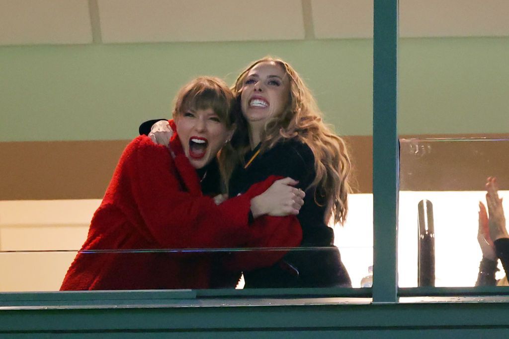Acuzații pentru Taylor Swift și iubitul său fotbalist: