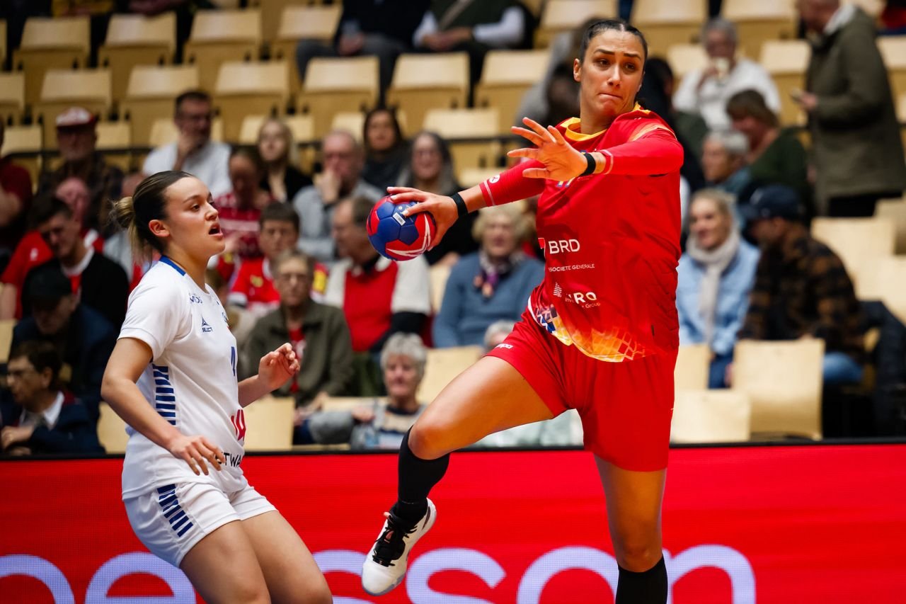 Cu cine joacă Rom&acirc;nia &icirc;n Grupa Principală III de la Campionatul Mondial de handbal feminin. Programul tricolorelor
